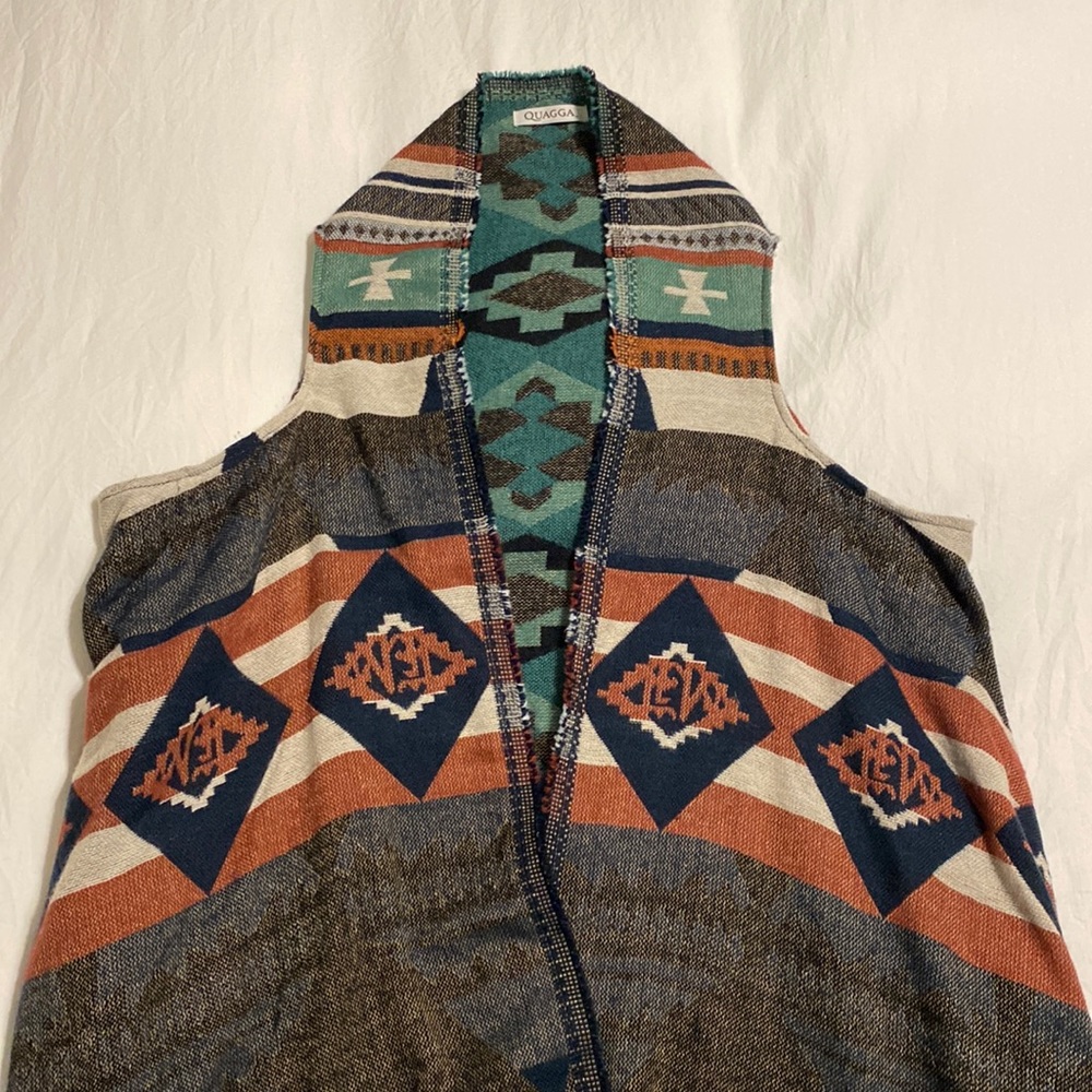 Sleeveless Cardigan Native Print (one size)